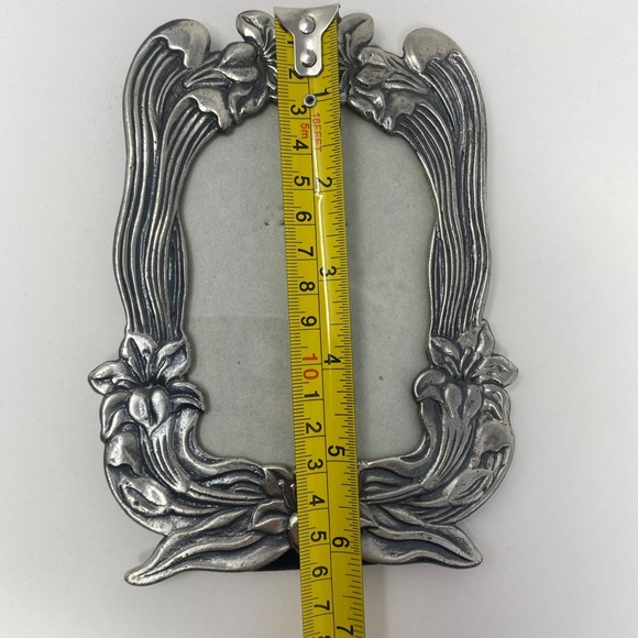 Lot Of Two 3.5x5 and 5x7 Silver Tone Picture Frames Ornate patterns bundle - Picture 15 of 16